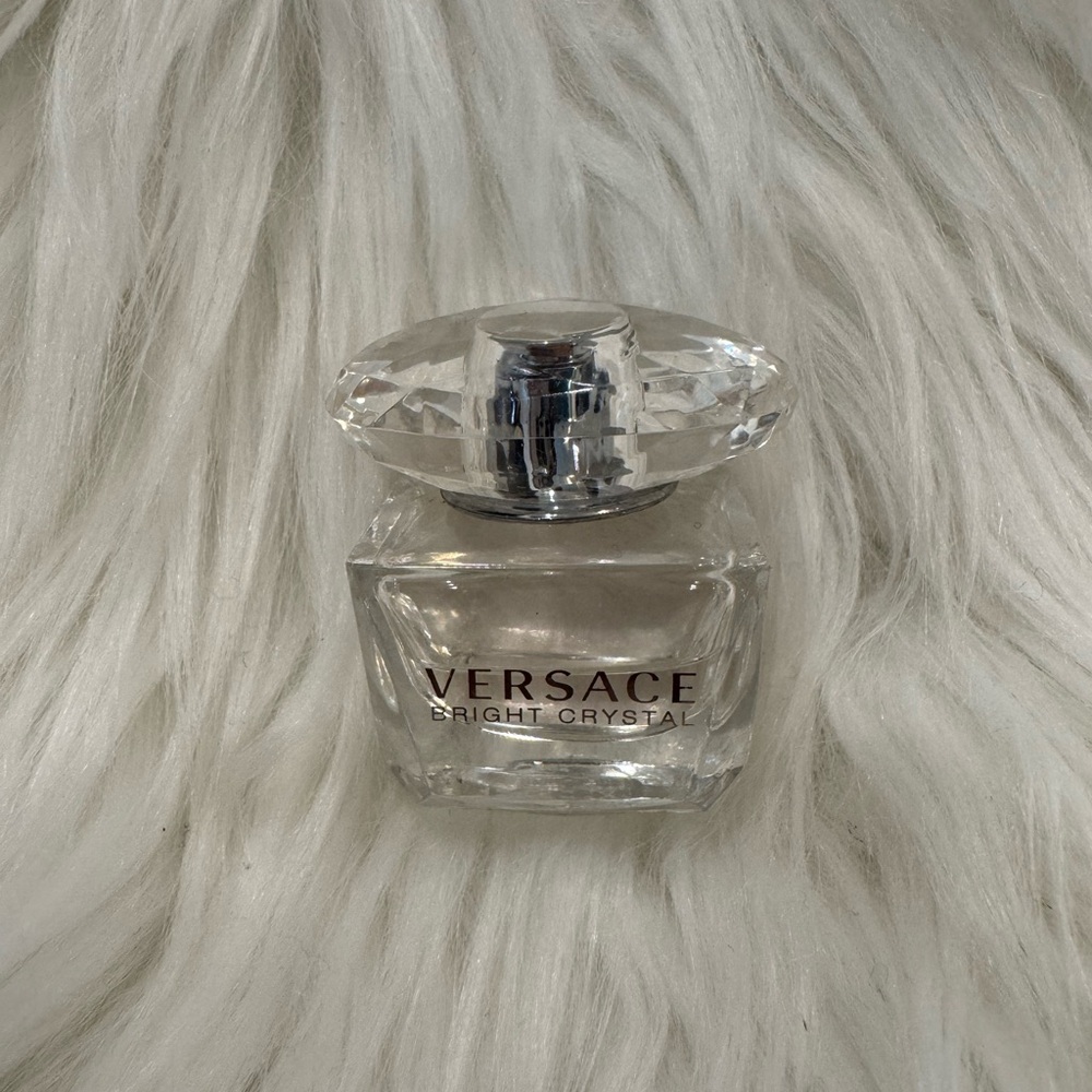 Versace Bright Crystal Eau De Toilette Travel Spray | Sample